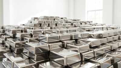 After gold prices hitting Rs 1 lakh, is it time for silver to rally?