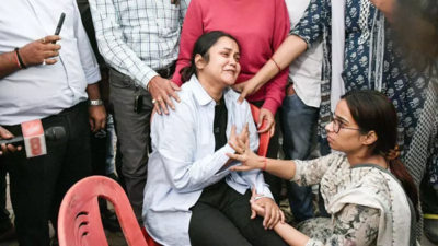 Pahalgam Attack Martyr Status: Shubham Dwivedi’s Wife Appeals for Recognition After His Sacrifice | Kanpur News