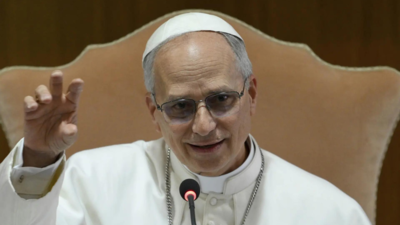 Jubilant Peruvians celebrate new pope at mass in adoptive city