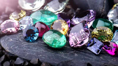 7 Powerful gemstones to attract peace and positivity