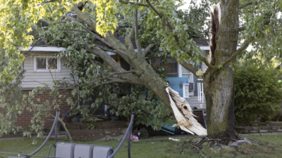 Severe weather, including possible tornado, leaves at least 14 dead in Kentucky; 7 dead in Missouri | World News