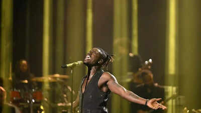 American Idol crowns Jamal Roberts as winner of season 23: Know who is he, his journey and grand prize he won