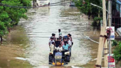 3 dead, 500 homes flooded, streets submerged: Marooned Bengaluru braces for 5 more days of heavy rain | Bengaluru News