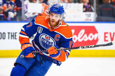 “Keep crying”: Dallas Stars’ coach Pete DeBoer drags Connor McDavid into injury controversy but gets brutally trolled by fans | NHL News