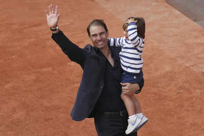 Rafael Nadal walks on to centre court, one final time… | Tennis News