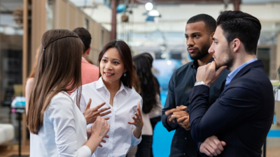 7 networking strategies that work in both academia and professional setting