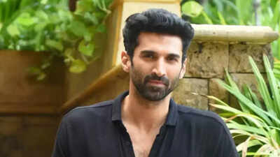 Woman trespasses into Aditya Roy Kapur’s home in Mumbai, complaint filed against her | Hindi Movie News