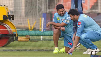 ‘Ye mere liye hai?’: Limping Rishabh Pant walks over to gift a fan something special | Cricket News