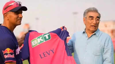 ‘Schitt gets real’ in IPL as Eugene Levy meets RR coach Rahul Dravid in unexpected crossover | Cricket News