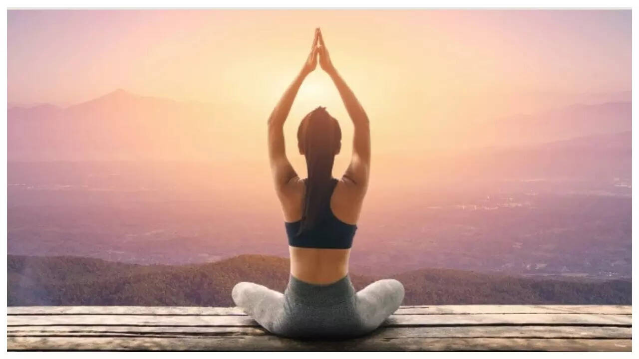 5 Yoga poses to reduce belly fat